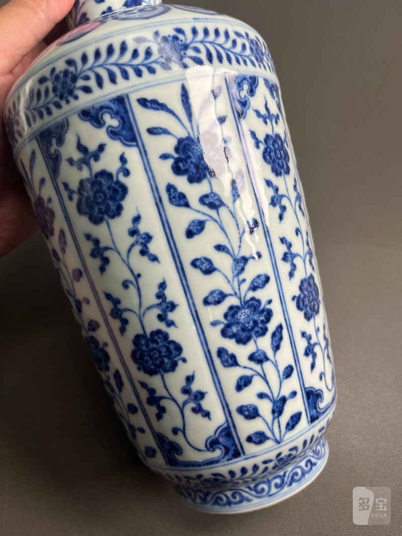 清乾隆  青花花卉纹棒槌瓶 - 图15